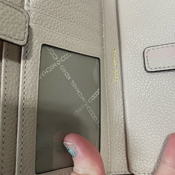 Michael Kors Cream Backpack and Wristlet Set - Picture 12 of 12